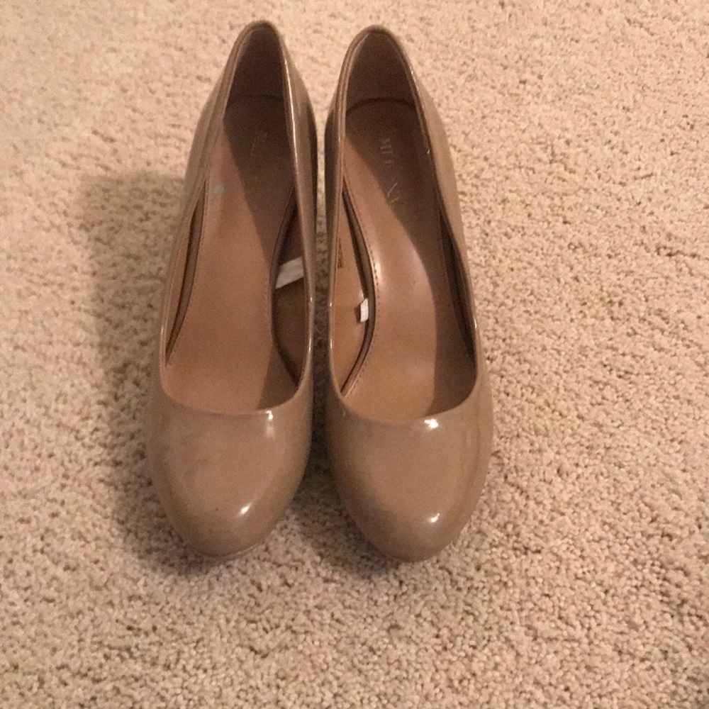 Nude almond shape toe heels